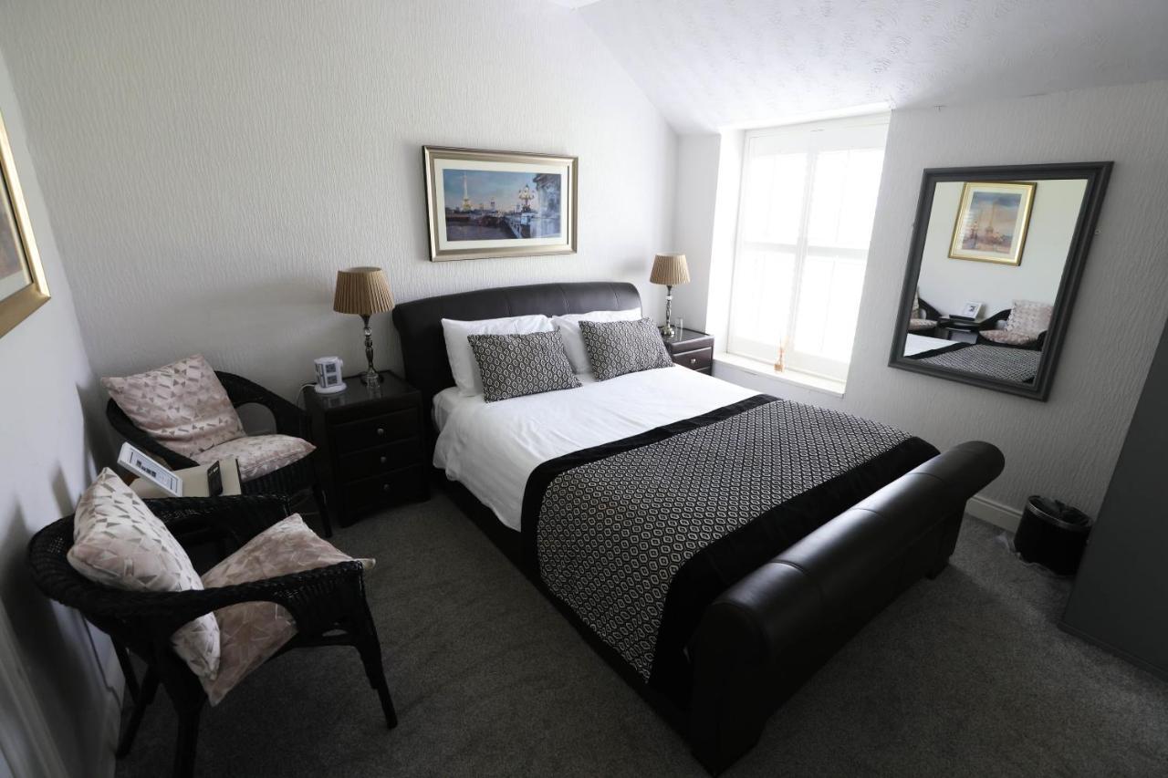 Mandalay Hotel Portrush Exterior photo